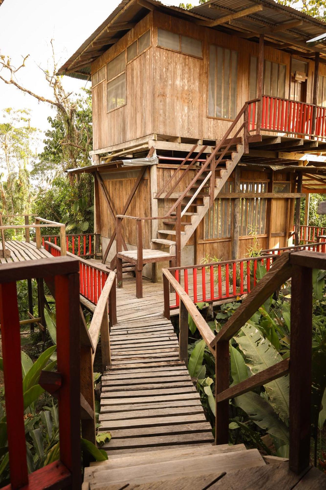 La Ceiba, Amazonas Hotel Leticia Luaran gambar