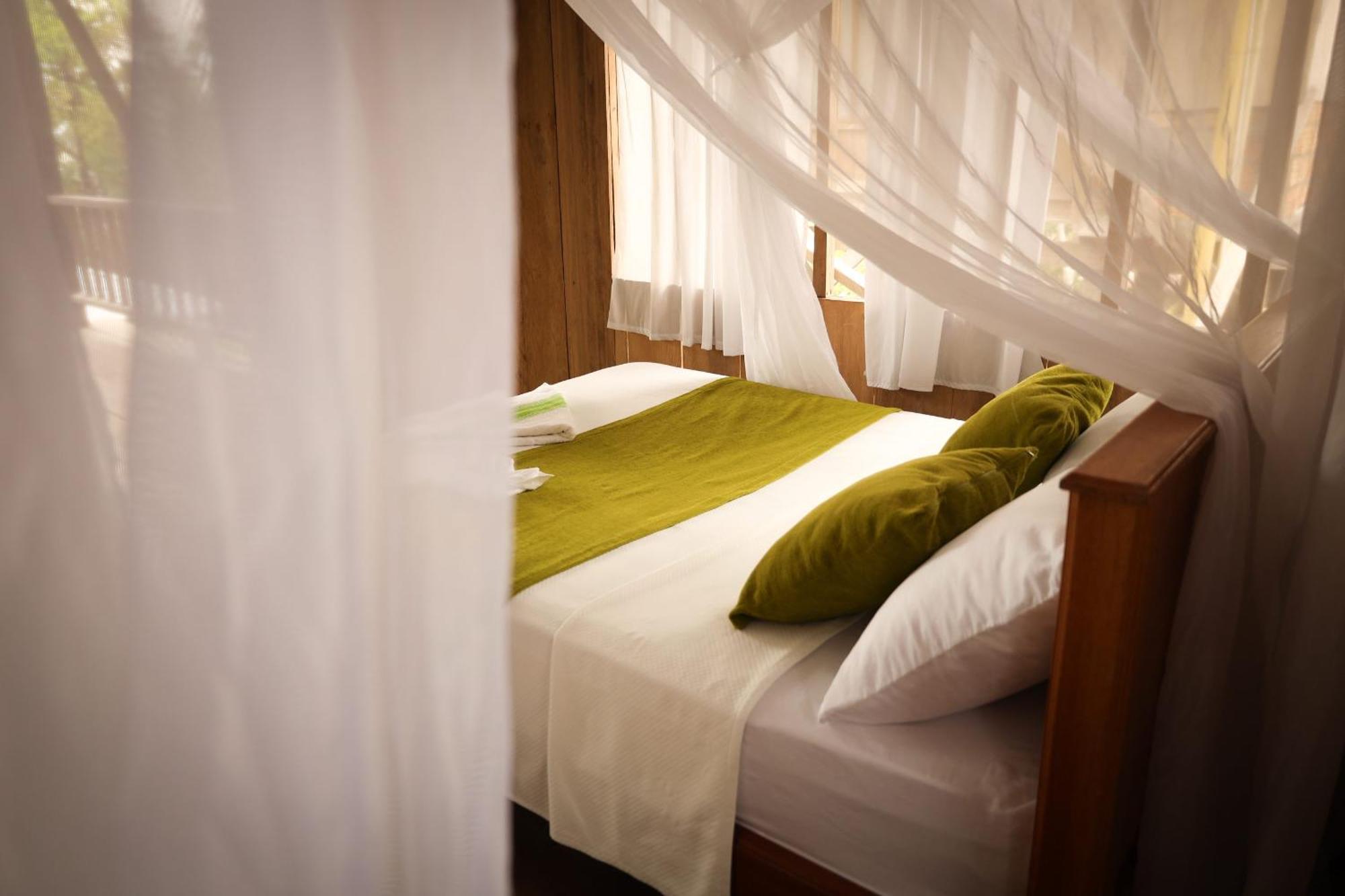 La Ceiba, Amazonas Hotel Leticia Luaran gambar