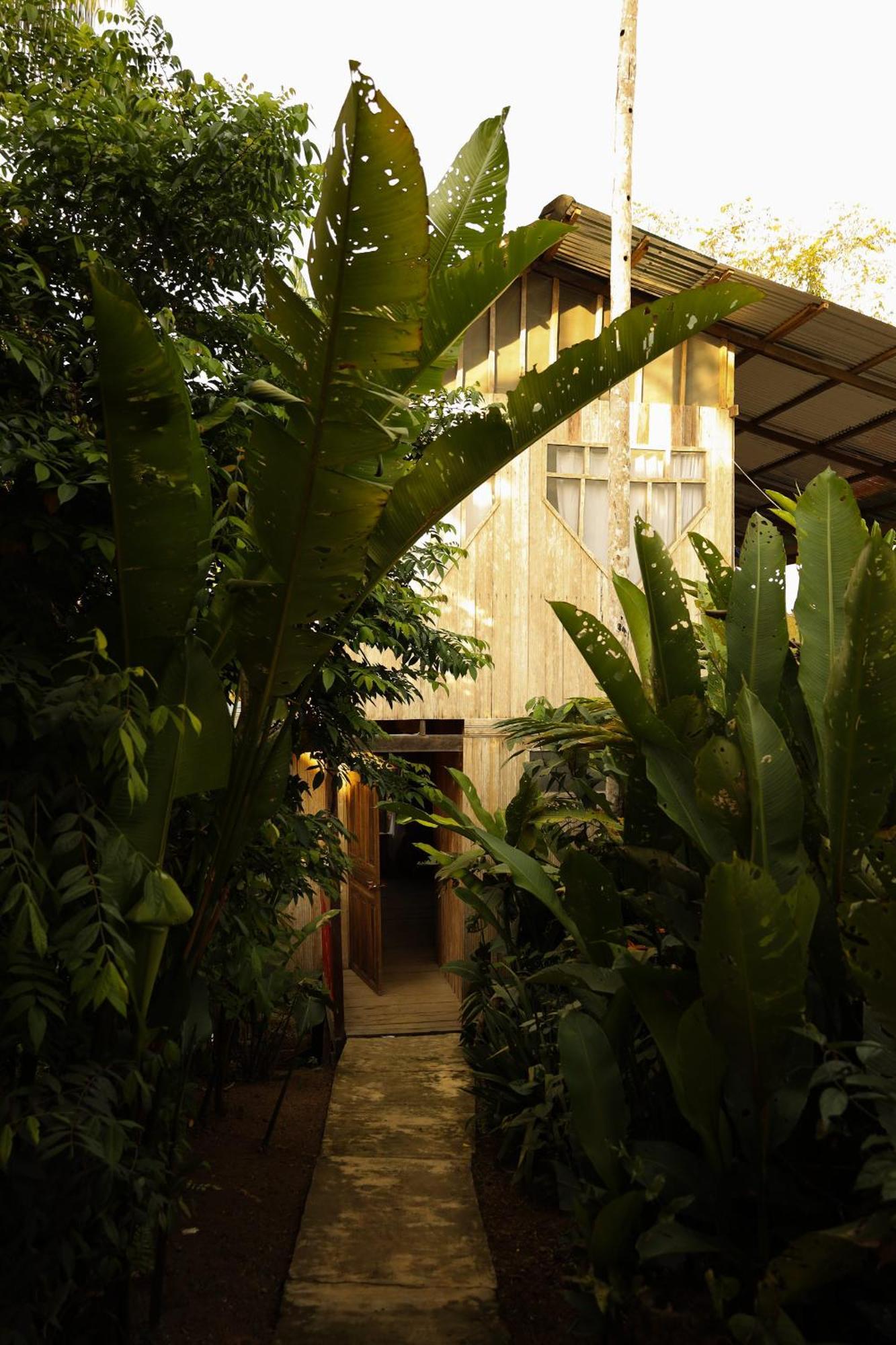 La Ceiba, Amazonas Hotel Leticia Luaran gambar
