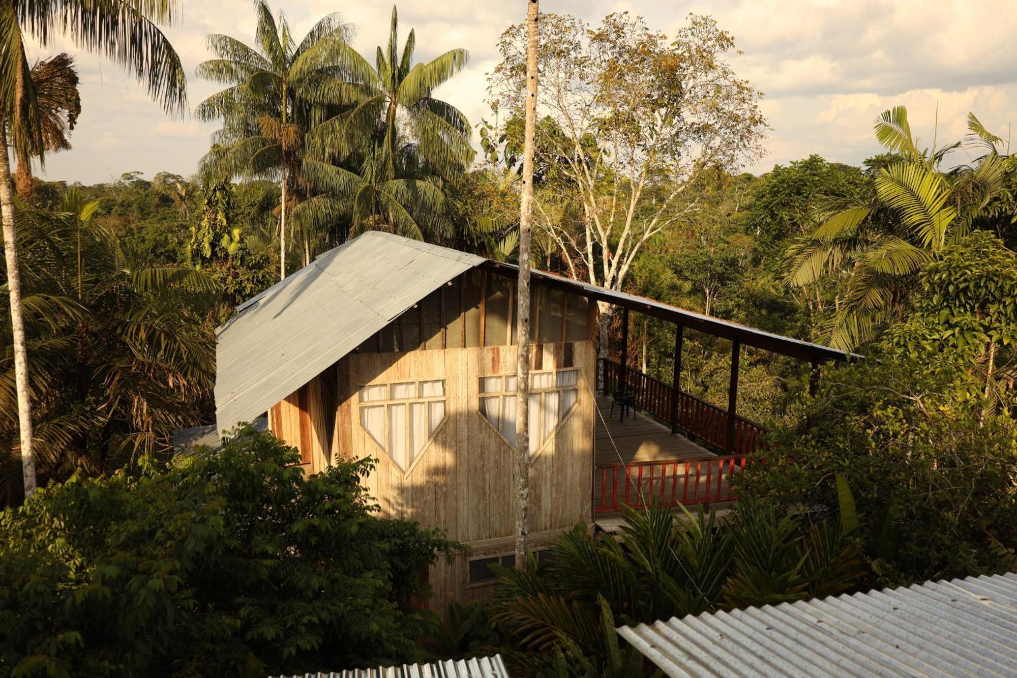 La Ceiba, Amazonas Hotel Leticia Luaran gambar